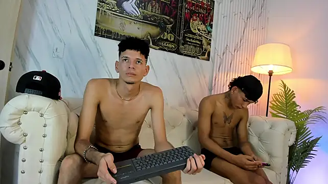 BIG_AVENGERS live XXX chat
