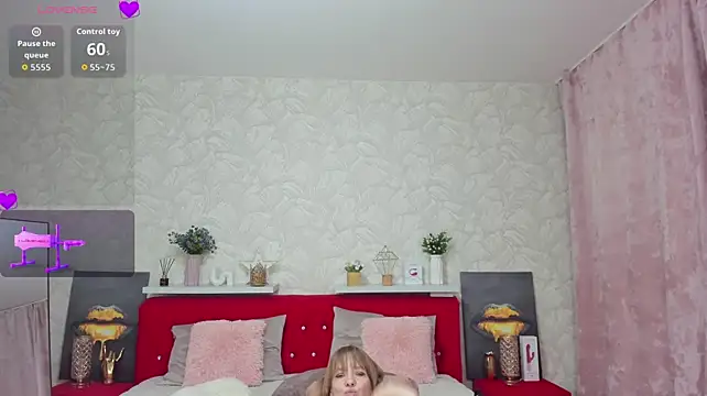 KattyPeachX - Fuck me Lash, Domi, Nora! Show pussy