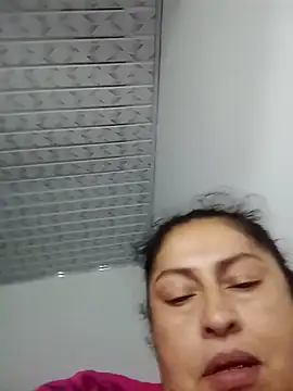 Keyla01_ - show pussy + open