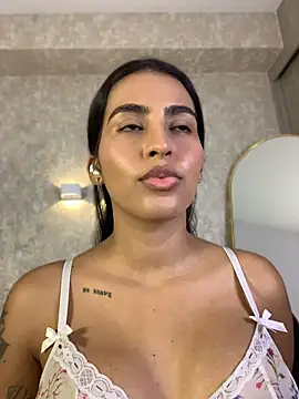 genesissara's Live XXX Chat