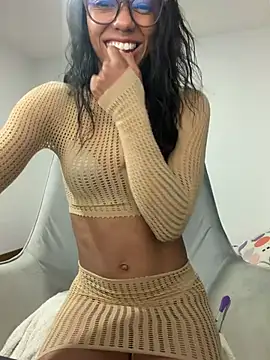Renataaaa01 - one finger in ass