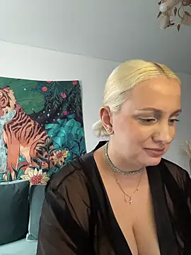 Avery_Wilson - shake with my tits 🍒