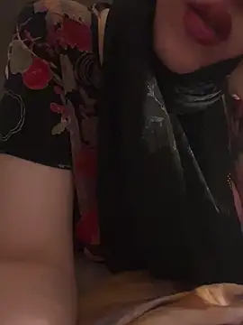 Chahrazad-46's Live XXX Chat