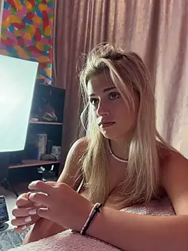 NinaVerse - fuck my pussy with dildo + squirt