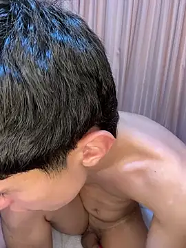 XXX chat uživo modela Bryanwild
