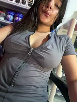 EmmiiGlow - LUSH CONTROL + LOUD MOANS🫣🫣💦💦🍑🔥