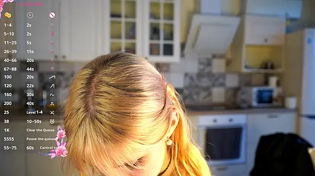 BelleTrovato - fingering my pussy