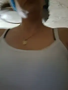 pineapplelife Live XXX Chat