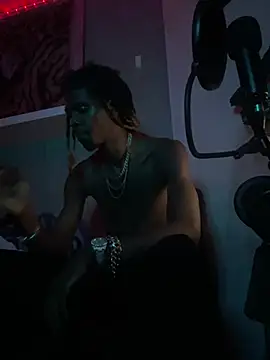 DaeDotFrankyLoko's Live XXX Chat