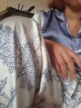 -Tara-an Live XXX chat