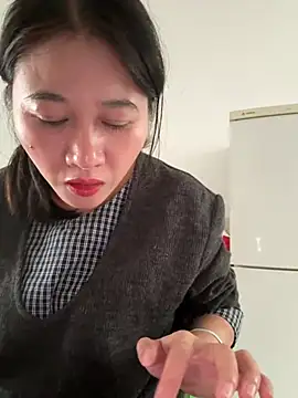 daaqnn's Live XXX Chat