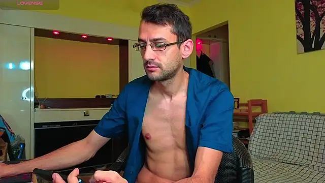 HungEddy Live XXX Chat