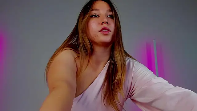 AsyaPinkのライブXXXチャット