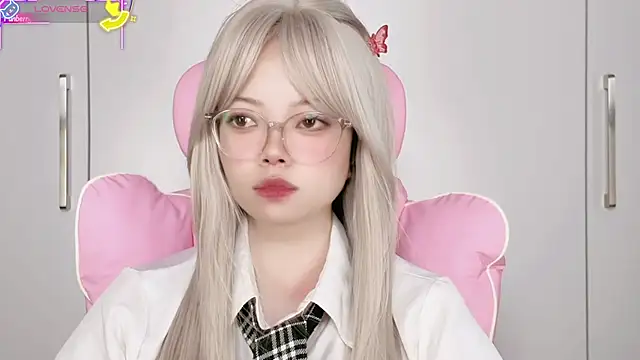 _MiMiii_'s Live XXX Chat