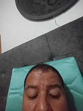 latinblack16 live XXX chat