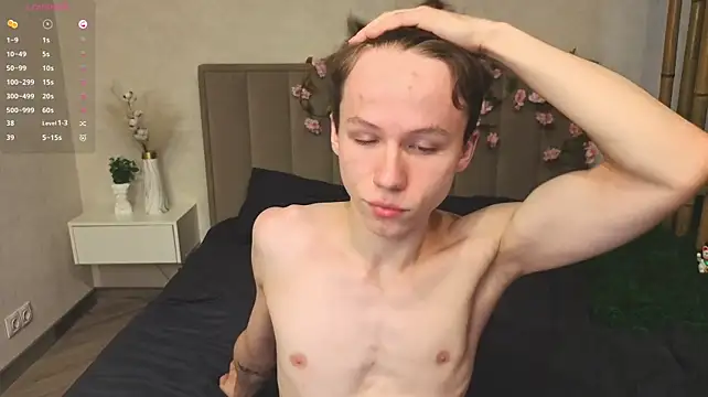 cuMte_boy élő XXX-chatje