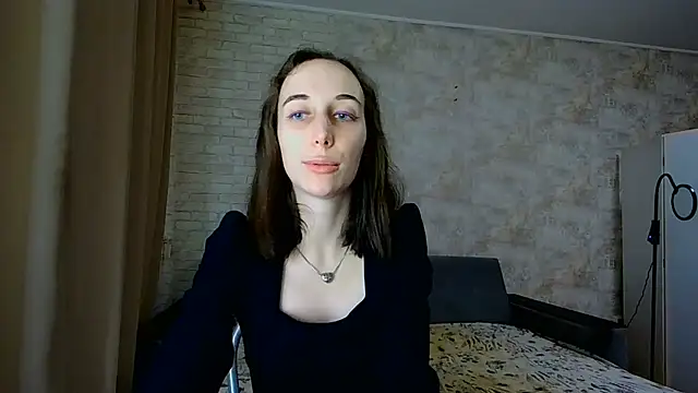 Anika_bloom