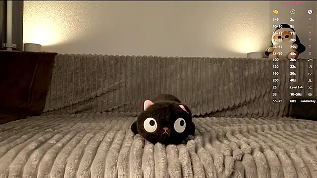 Mirrrra1
