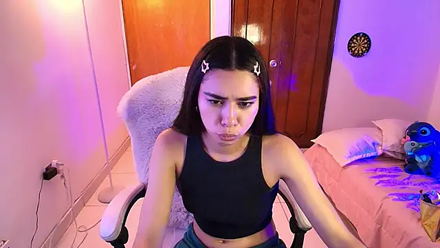 Chat XXX ao vivo de ami_kai