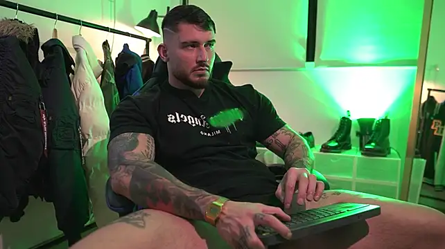 DimitriSullivan_ 라이브 XXX 채팅