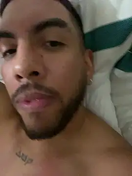 CristianBain9 Live XXX-Chat