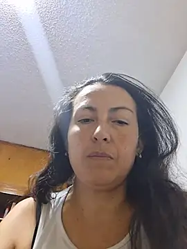 Lauryn_Jones - FLASH MY ASS