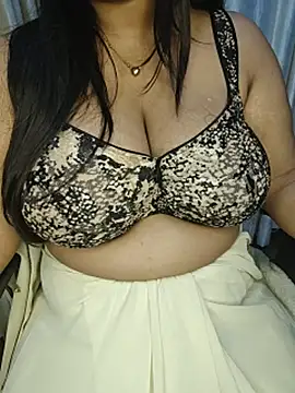 Curvy_Pooja XXX чат на живо