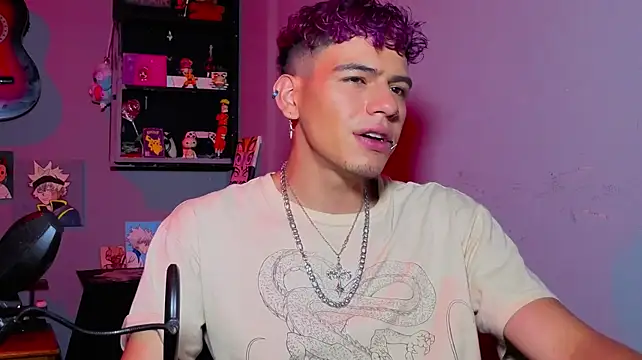 Živý XXX chat MikeyKuro