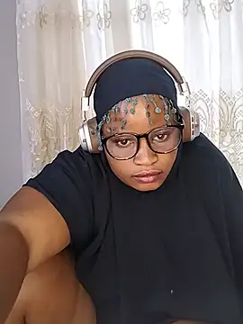 JuicyHoney_01 - Finger ass