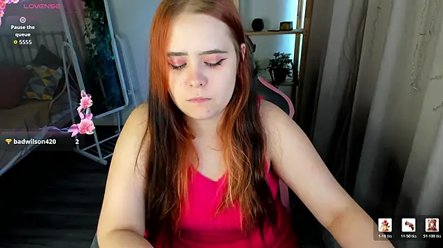 Alis_Platt - show my ass and make it red