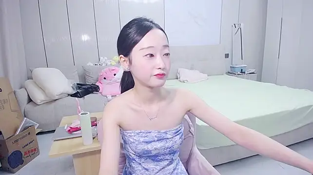 Mist_Muxiii520 - 人总是喜欢反季节的东西，就像幸福后知后觉