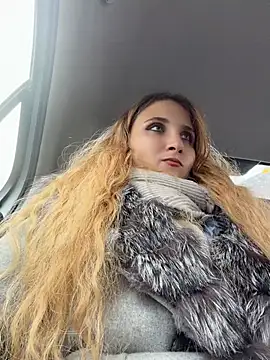 AdelRich XXX чат на живо