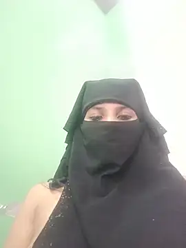 Aafreen_36 Adlı Modelin Canlı XXX Sohbeti