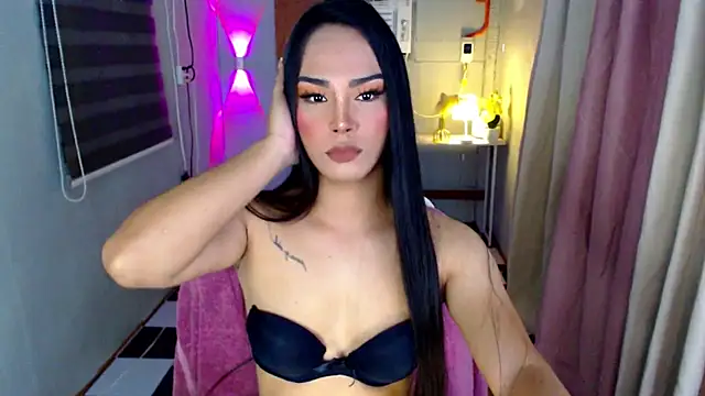Emilda_Slut's Live XXX Chat