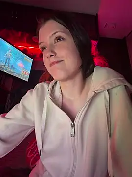 Lilactease XXX чат на живо