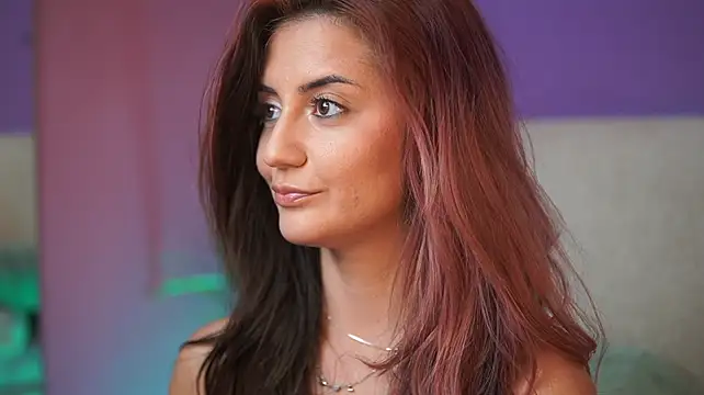 Chat +18 de SabrinaHope ao vivo