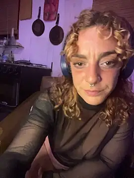 SalyTredelMonte's Live XXX Chat