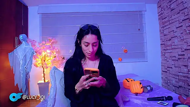Lucyjoi - spit out the vagina 💕