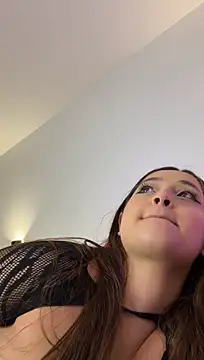 MiaKitthy - Panty aside, rub my pussy soft🌸