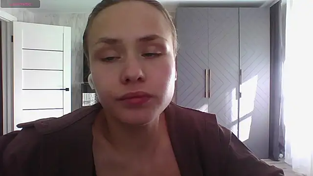 Chat +18 de Annie_Cohn ao vivo