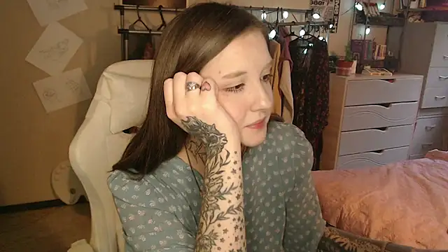 Taissa_Harmon Live XXX-chat
