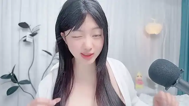 Winnie666999 - 喜欢你眼睛 但更希望你眼里有我(*╹▽╹*)