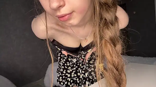 Emily_Mur_'s Live XXX Chat