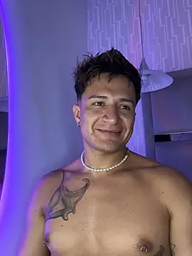 Chat +18 de Hassbyd ao vivo
