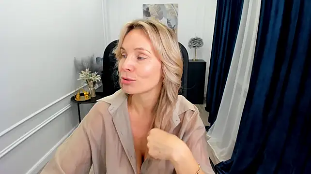 Sinty_Devis Live XXX-Chat