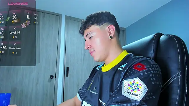 Chat +18 de LOBO_ALPHA ao vivo