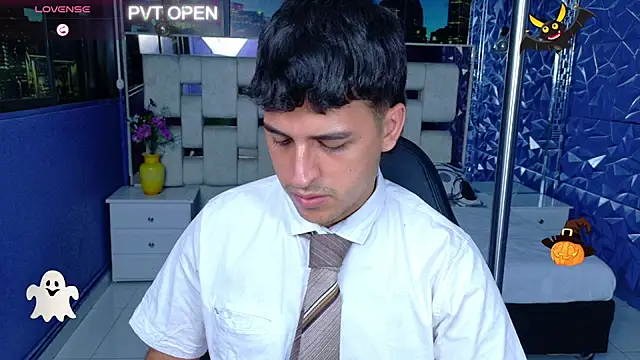 Webkamerová show ian_sprouse