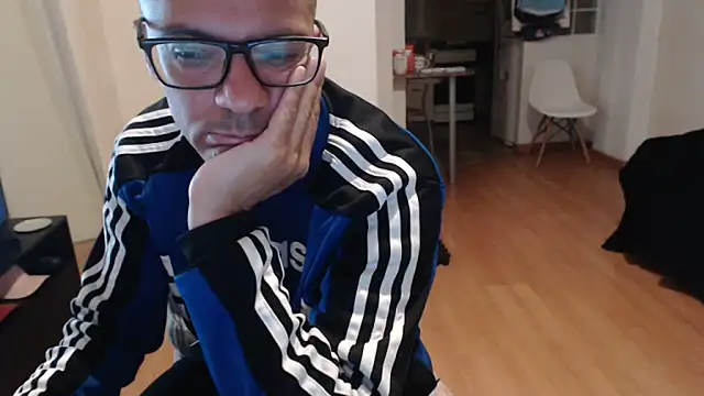 guachin_hunk XXX чат на живо