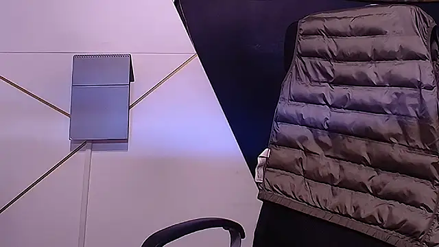 JamesMyerss' Live XXX Chat
