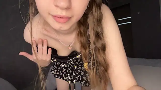 Živý XXX chat Emily_Mur_